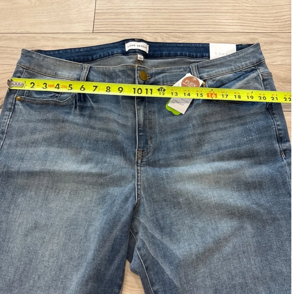 Lane Bryant Womens Size 22 Straight Fit Bermuda Denim Shorts Cuffed Medium Wash‎